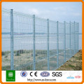 Wire mesh fence panel